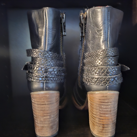 FREEBIRD BALBOA SIZE 8 - Picture 3 of 4